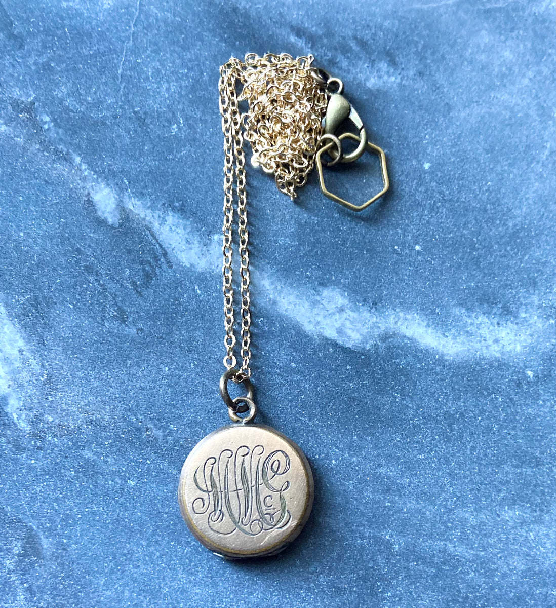 Small antique Victorian initial locket necklace – Serpentinepdx