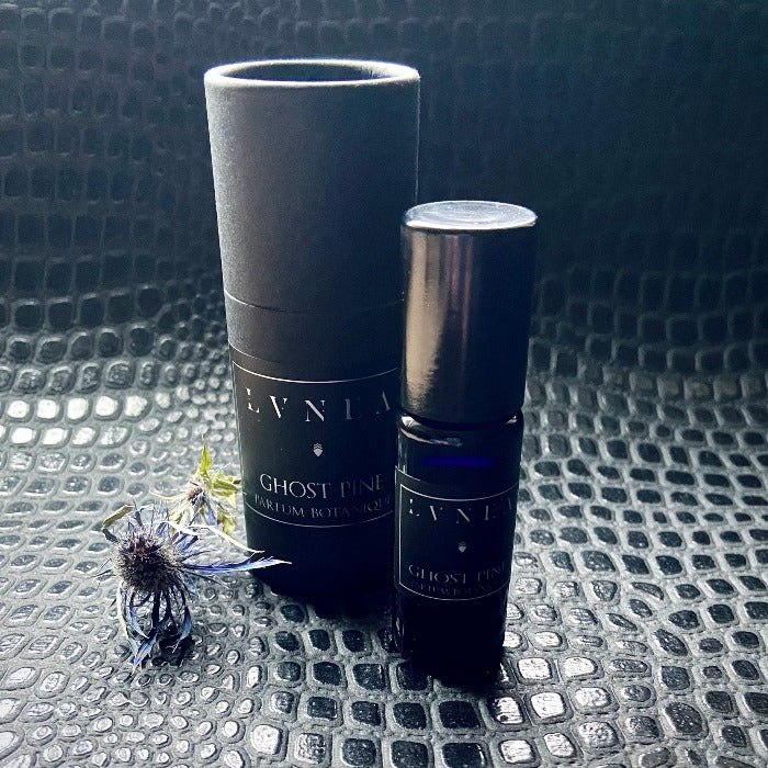 Lvnea Perfume // Natural and Botanical Perfume