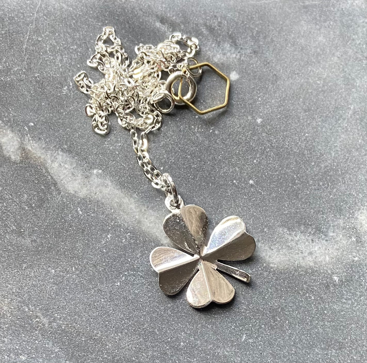 Gucci four online leaf clover necklace