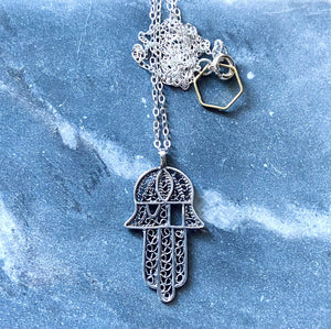 vintage silver hamsa hand charm necklace