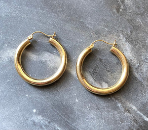 Vintage 14K Gold Round Classic Hoop Earrings