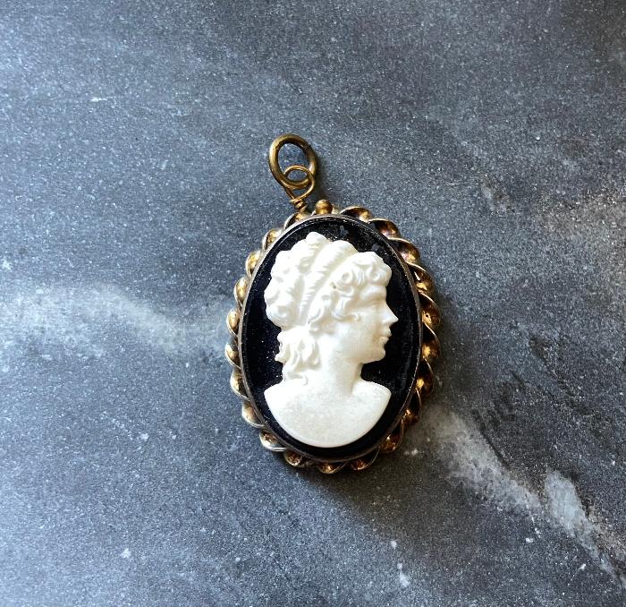 vintage cameo charm