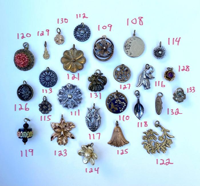 vintage floral flower charm jewelry