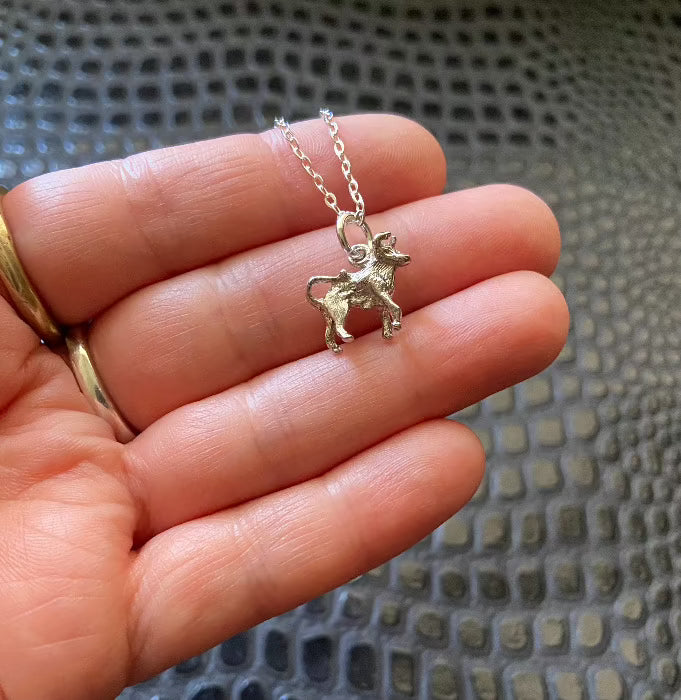 vintage silver bull taurus charm necklace zodiac astrology jewelry
