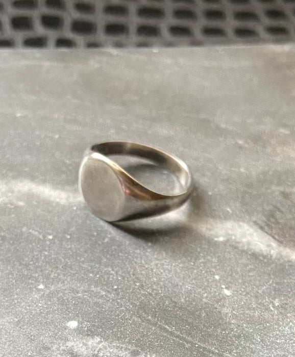 Vintage Silver Round Signet Ring