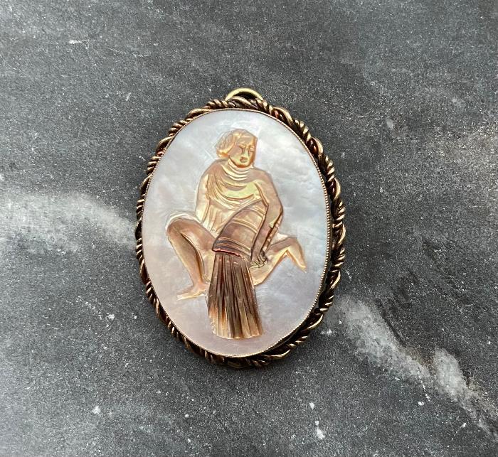 vintage mother of pearl aquarius zodiac sign cameo charm