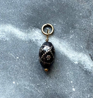 antique victorian pique charm