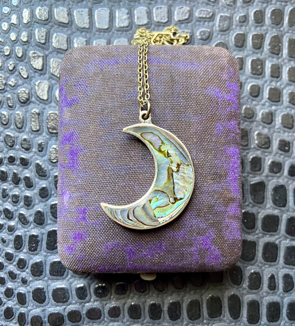 vintage celestial abalone shell crescent moon necklace witchy jewlery