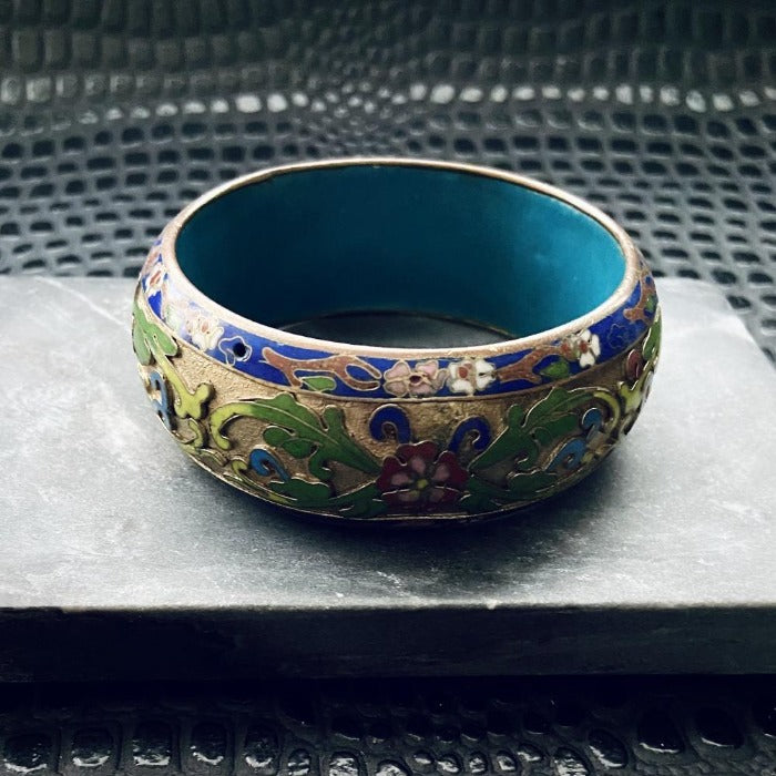 Antique Chinese Export Enamel Floral Bangle