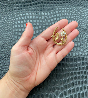vintage rhinestone floral horseshoe brooch pin