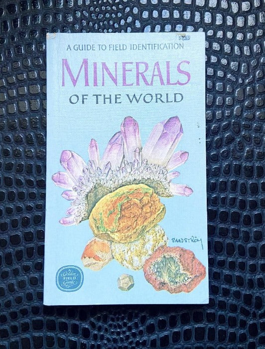 Vintage Minerals of the World Book