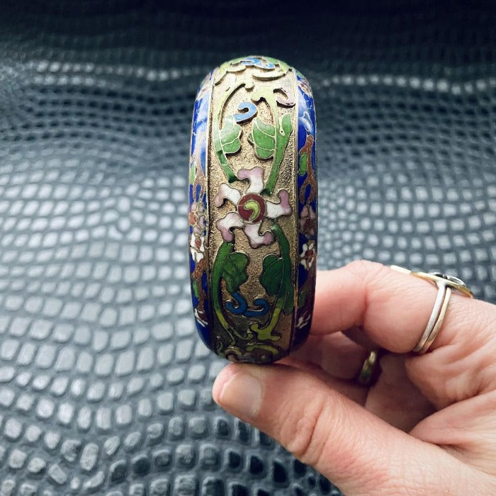 Antique Chinese Export Enamel Floral Bangle