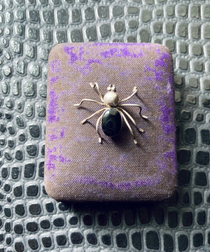 Vintage silver black onyx spider brooch pin bug insect jewelry