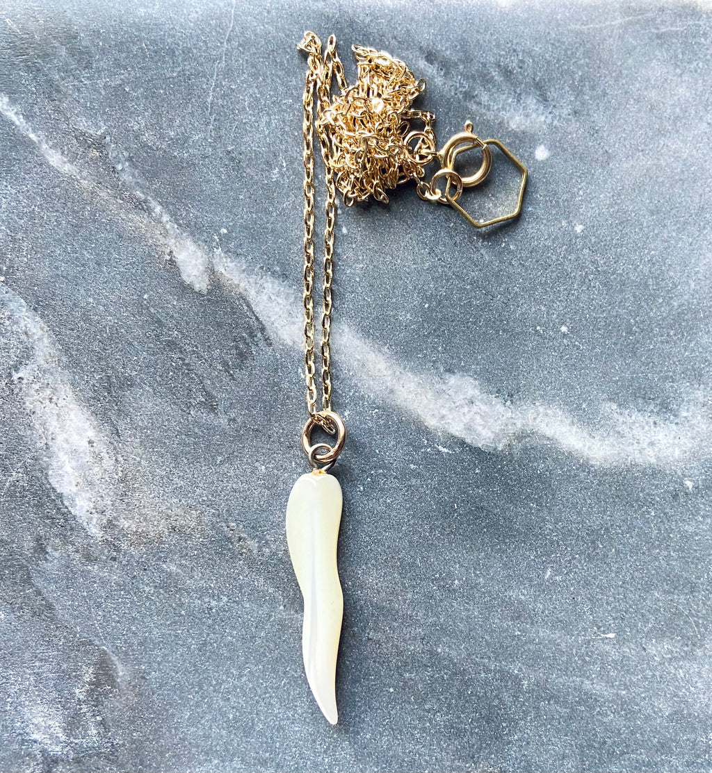 vintage mother of pearl shell cornicello charm necklace