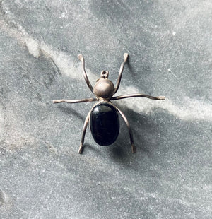 Vintage silver black onyx spider brooch pin bug insect jewelry